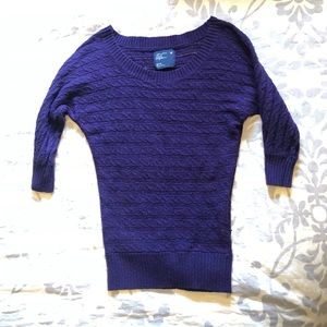 American Eagle sweater